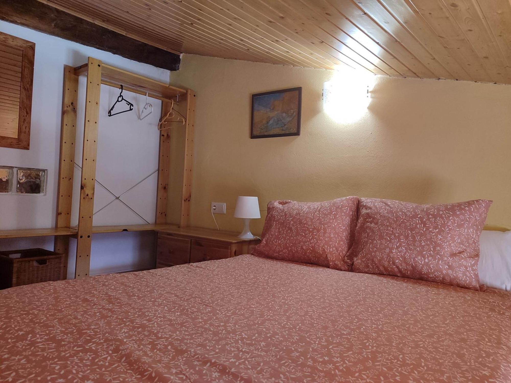 Casa Valentina Y La Buhardilla Apartment Salvacanete Bilik gambar